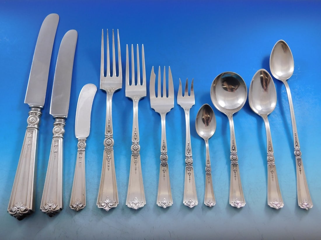 Durgin Victorian Sterling Silver Flatware Set 182 Pieces for 12: Durgin Victorian Sterling Silver Flatware Set 182 Pieces for 12 Enhance your dining experience with this exquisite Victorian Sterling Silver Flatware Set by Durgin, crafted between 1900 and 1940. This