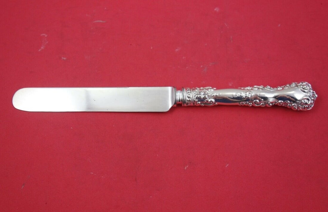 International Silver Revere Sterling Silver Dinner Knife 10 Inch Blunt: International Silver Revere Sterling Silver Dinner Knife 10 Inch Blunt This exquisite dinner knife features the elegant Revere pattern by International Silver, crafted from high-quality sterling silve