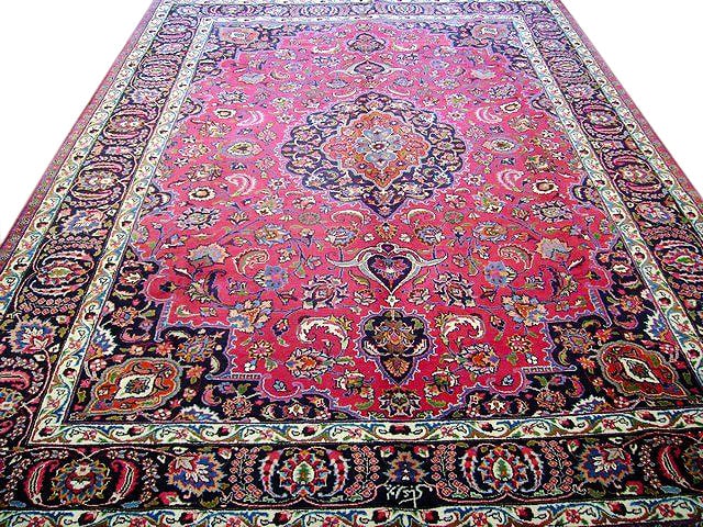 8.7 x 12.3 Handmade Persian Kashan Rug Classic Design Wool: 8.7 x 12.3 Handmade Persian Kashan Rug Classic Design Wool Free continental US Shipping Elevate your home with the timeless elegance of this 8.7 x 12.3 Genuine Persian Kashan rug, a classic traditiona