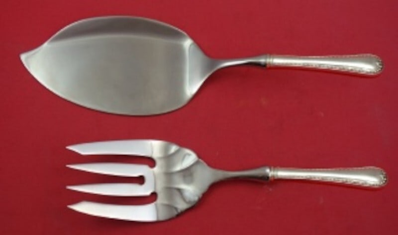 Gorham Newcastle Sterling Silver 2pc Salmon Serving Set Custom: Gorham Newcastle Sterling Silver 2pc Salmon Serving Set Custom Enhance your dining experience with this exquisite 2-piece Salmon Serving Set from the Newcastle pattern by Gorham. Crafted from high-qua