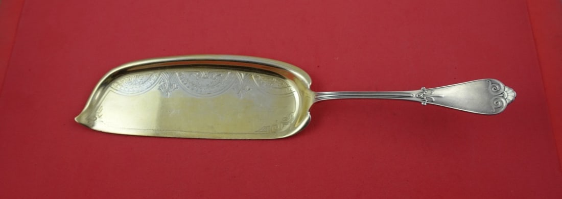 Tiffany & Co Beekman Sterling Silver Crumber 12 3/4 Bright-Cut: Tiffany & Co Beekman Sterling Silver Crumber 12 3/4 Bright-Cut Discover the elegance of the Beekman pattern crumber by Tiffany & Co. Crafted from high-quality sterling silver, this piece features a br