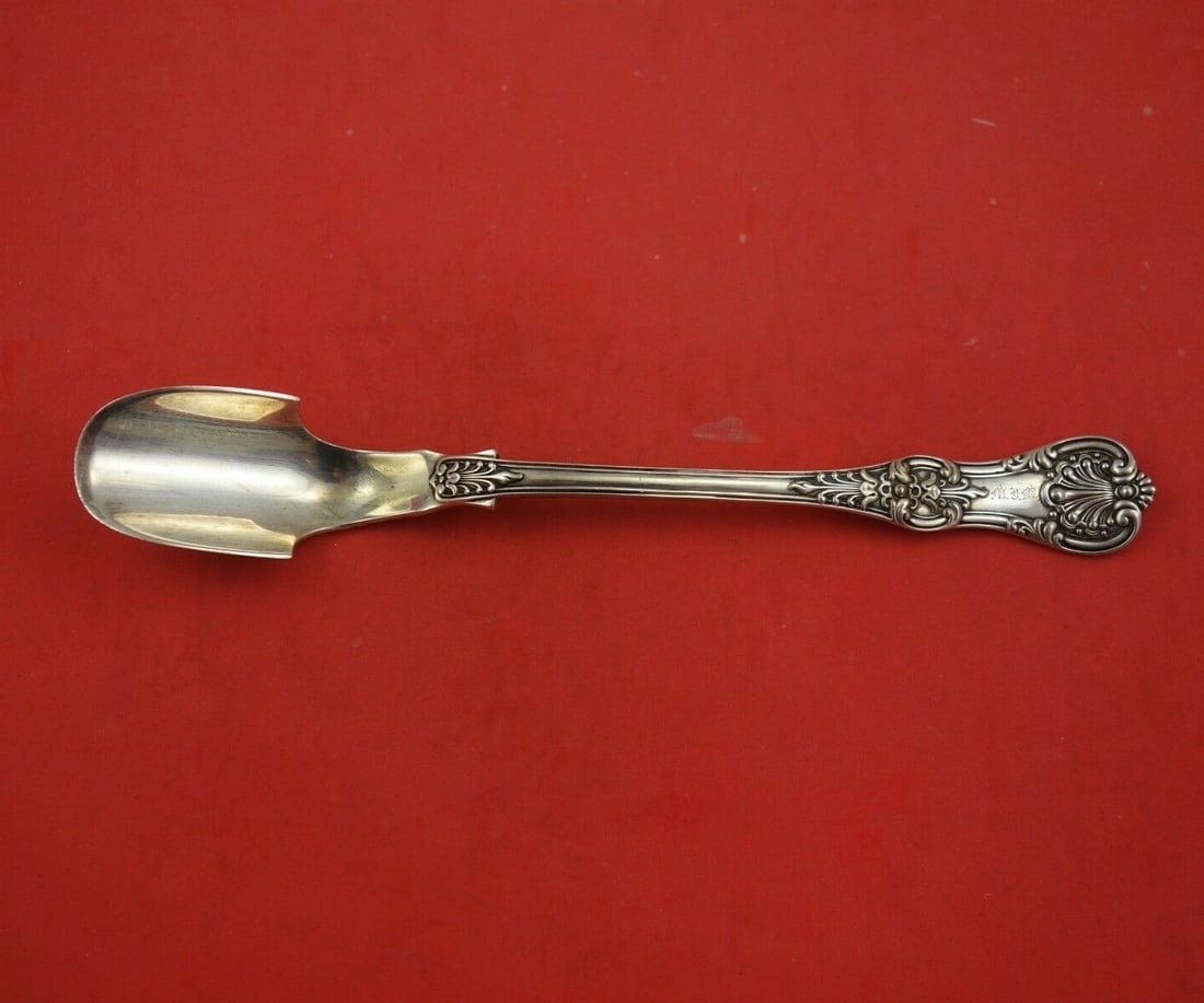 Tiffany & Co English King Sterling Silver Cheese Scoop 9 1/4 Rare: Tiffany & Co English King Sterling Silver Cheese Scoop 9 1/4 Rare This exceptional cheese scoop, crafted by Tiffany & Co., features the distinguished English King pattern. Measuring a generous 9 1/4 i
