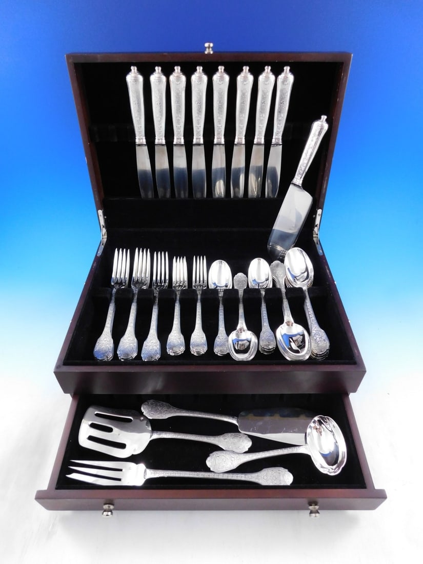 45 piece Soubise sterling silver dinner flatware set by Puiforcat France: 45 piece Soubise sterling silver dinner flatware set by Puiforcat France This Soubise pattern flatware set by Puiforcat features 45 pieces of handcrafted sterling silver utensils, renowned for their s
