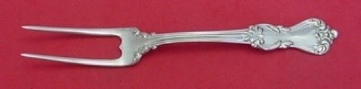 Reed and Barton Marlborough Sterling Silver Serving Fork 7 1/2 Custom Made: Reed and Barton Marlborough Sterling Silver Serving Fork 7 1/2 Custom Made Presenting the Marlborough Serving Fork by Reed and Barton, a stunning piece crafted from sterling silver. This custom-made E