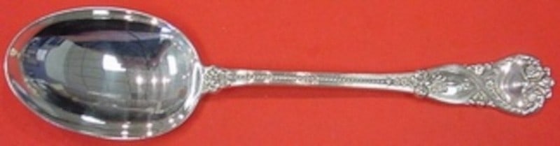 Saint James Pattern Sterling Silver Oval Berry Spoon 9 5/8 Inch: Saint James Pattern Sterling Silver Oval Berry Spoon 9 5/8 Inch This is a Tiffany & Co. Saint James pattern sterling silver berry spoon featuring an oval-shaped bowl. The spoon dates from 1850 to 1899