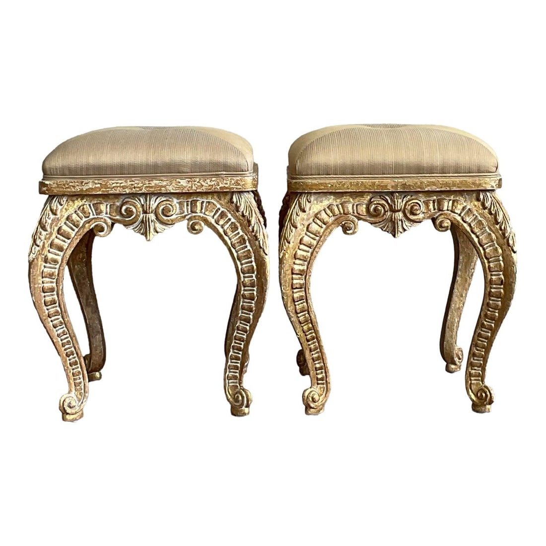 Vintage Casa D'Arte Paoletti Giltwood Carved Stools - Pair from Italy: Vintage Casa D'Arte Paoletti Giltwood Carved Stools - Pair from Italy Discover the elegance of Italian craftsmanship with this distinguished pair of Vintage Carved Giltwood Stools, marked by Casa D'Ar