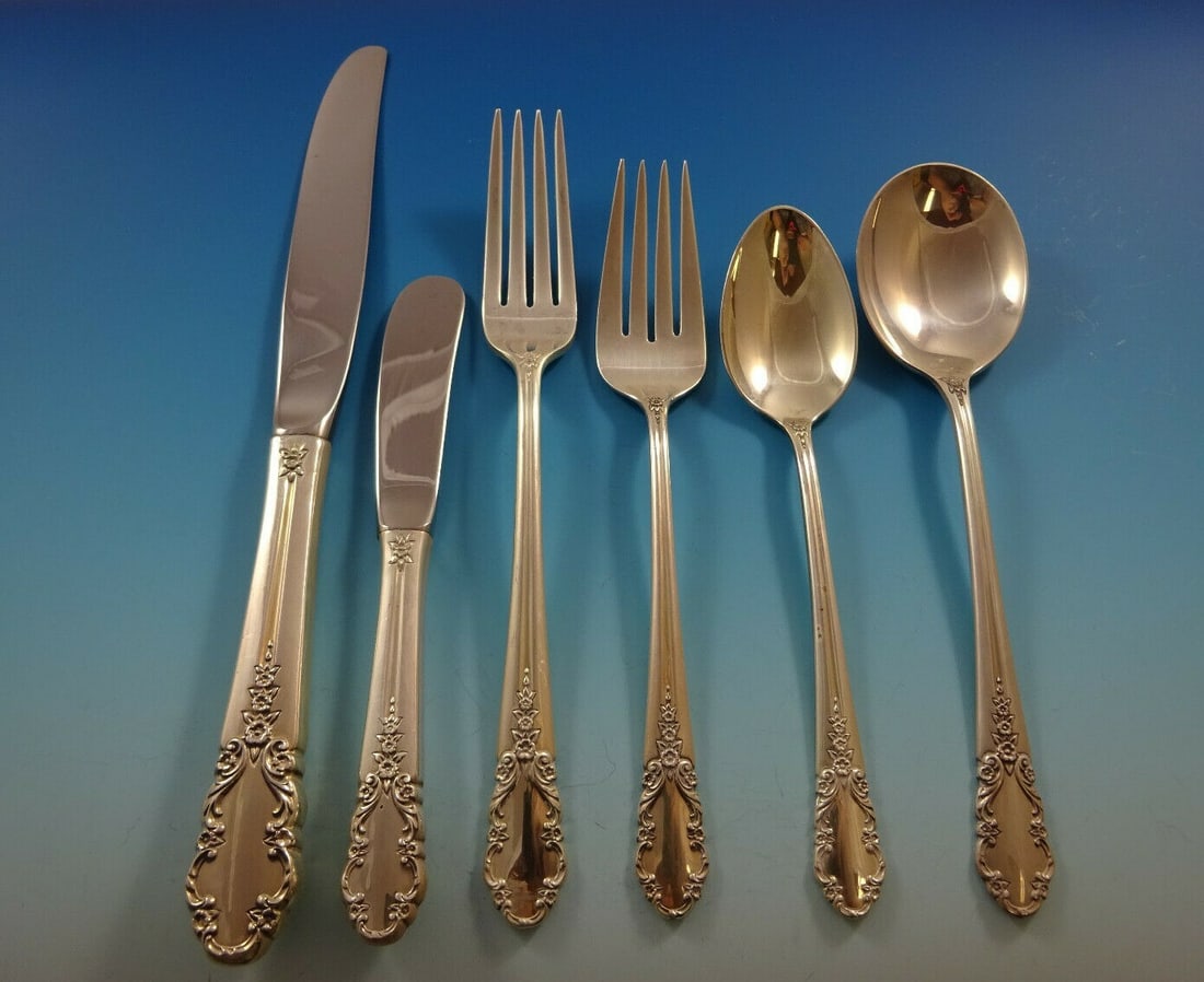 International Sterling Silver Bridal Veil Flatware Set 77 Pieces for 12: International Sterling Silver Bridal Veil Flatware Set 77 Pieces for 12 Enhance your dining experience with the Bridal Veil Sterling Silver Flatware Set, designed by International Silver. This exquisi