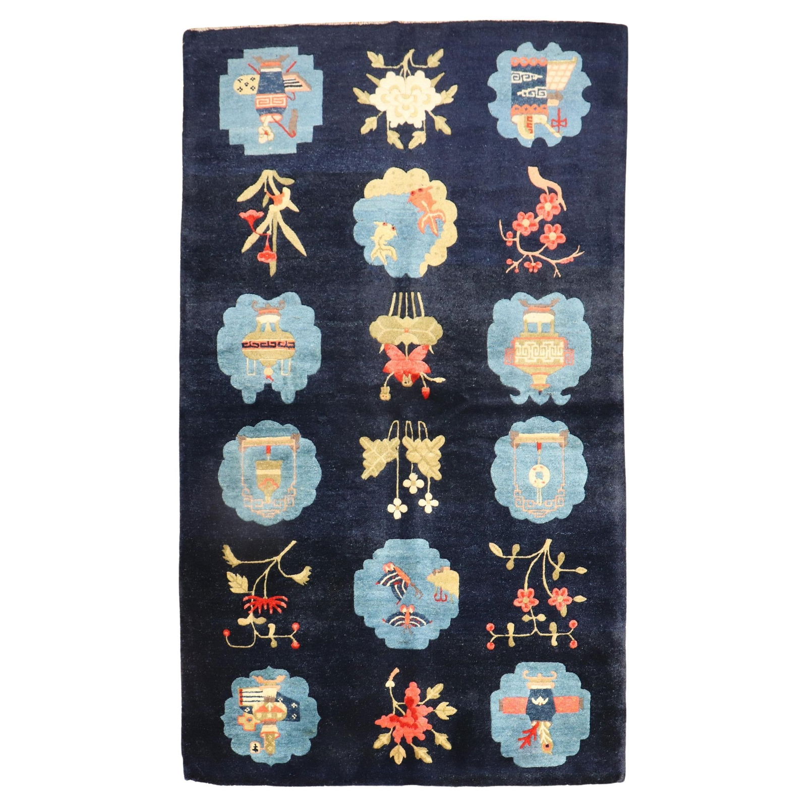 Vintage Tibetan Hand-Woven Wool Pictorial Rug 41 x 66 Folk Art: Vintage Tibetan Hand-Woven Wool Pictorial Rug 41 x 66 Folk Art This stunning Tibetan pictorial rug showcases a unique folk art style, meticulously hand-woven from high-quality wool. Measuring 41 inche