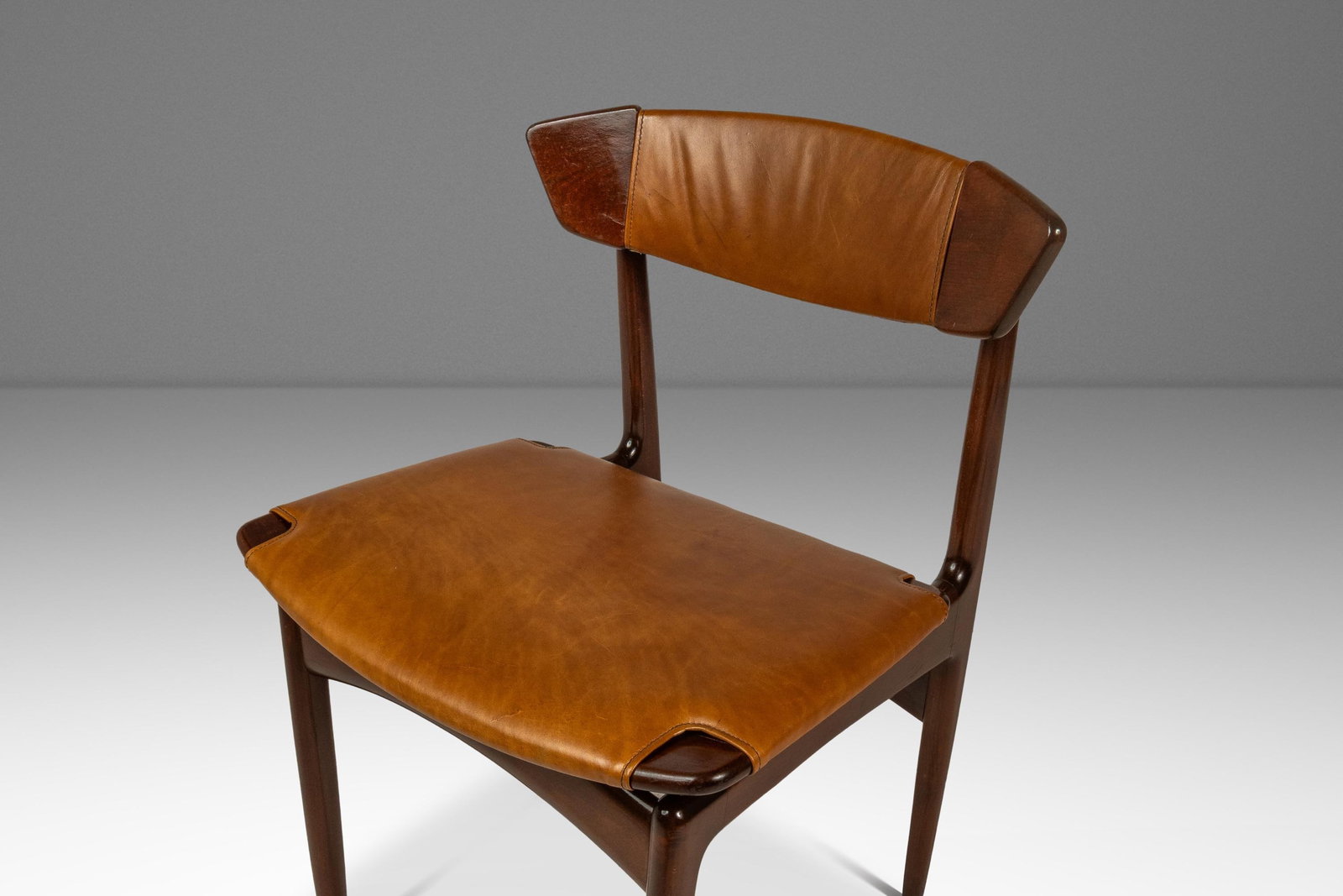 Rare Set of 4 Danish Modern Dining Chairs by Ib Kofod-Larsen in Beech Leather - 12