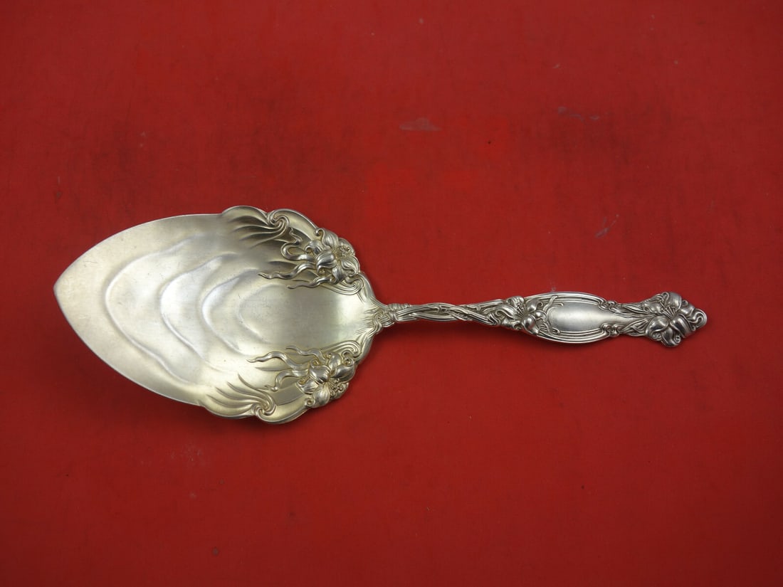 Frontenac International Sterling Silver Pie Server Gold-Washed 8 7/8 Art Nouveau: Frontenac International Sterling Silver Pie Server Gold-Washed 8 7/8 Art Nouveau This exquisite Frontenac pie server by International is crafted from all-sterling silver with a stunning gold-washed fl