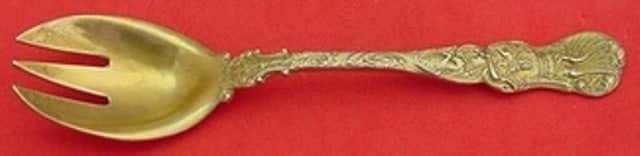 Durgin Heraldic Sterling Silver Ice Cream Fork Vermeil 5 5/8 Inch: Durgin Heraldic Sterling Silver Ice Cream Fork Vermeil 5 5/8 Inch Experience the elegance of the Heraldic pattern by Durgin with this exquisite sterling silver ice cream fork. Measuring 5 5/8 inches,