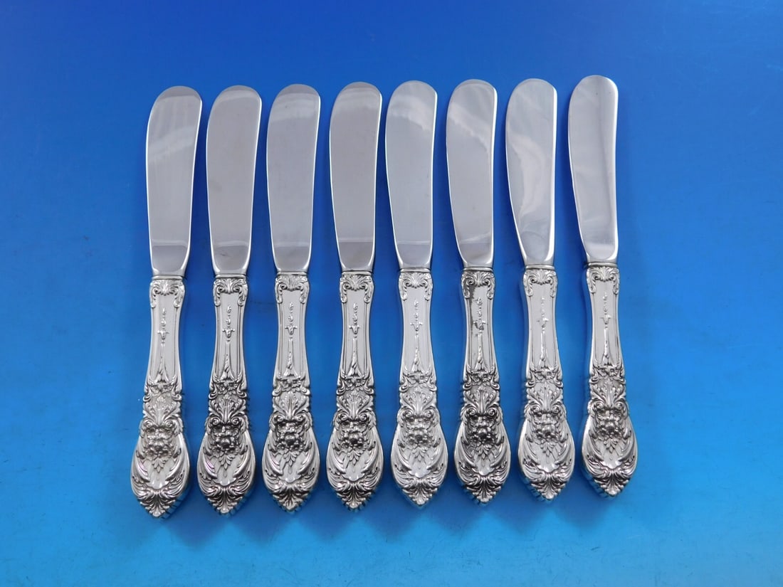 International Sterling Silver Richelieu Butter Spreader Set 8 pcs: International Sterling Silver Richelieu Butter Spreader Set 8 pcs Enhance your dining experience with this exquisite set of 8 Richelieu butter spreaders from International Silver. Crafted from high-qu