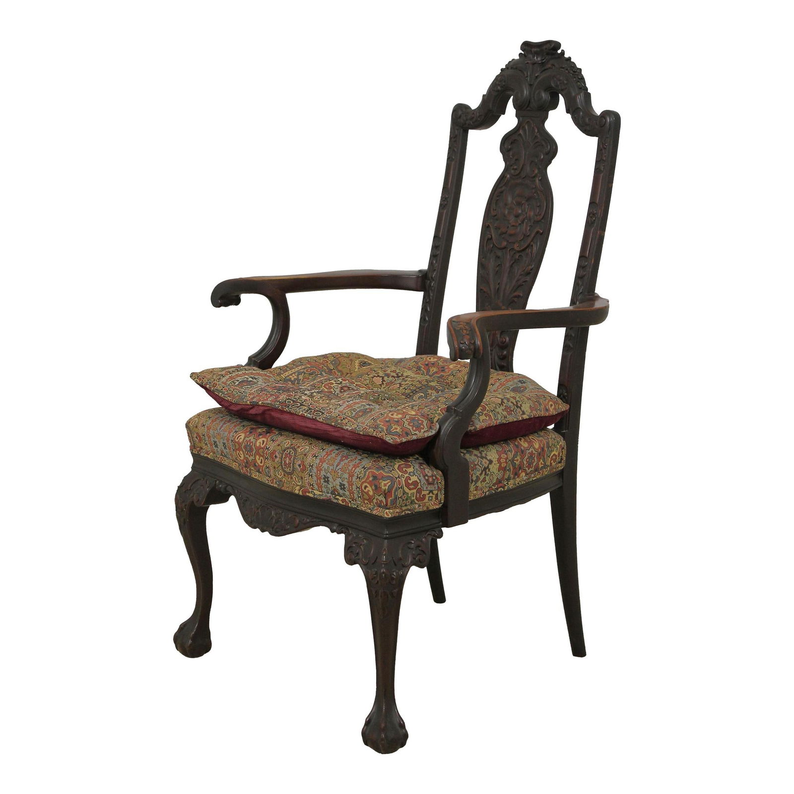 Exquisite 1880s Mahogany Chippendale Library Chair with Carved Details: Exquisite 1880s Mahogany Chippendale Library Chair with Carved Details This exquisite vintage library chair showcases fine craftsmanship from the 1880s, featuring elegant carved details and a high-qua