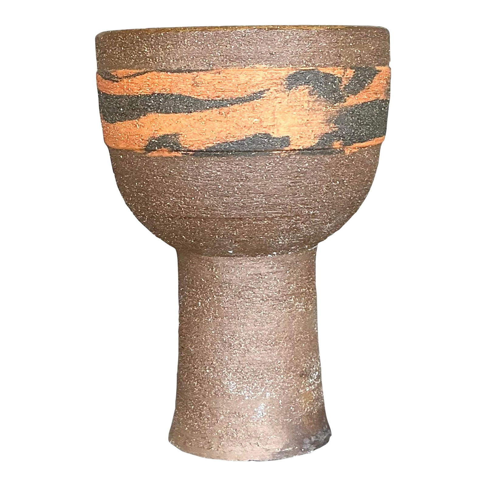 Vintage Boho Studio Pottery Vase with Earthy Glaze: Vintage Boho Studio Pottery Vase with Earthy Glaze Enhance your home decor with this exquisite vintage boho studio pottery vase. Its unique hand-thrown form and striking earthy glaze feature a rich br