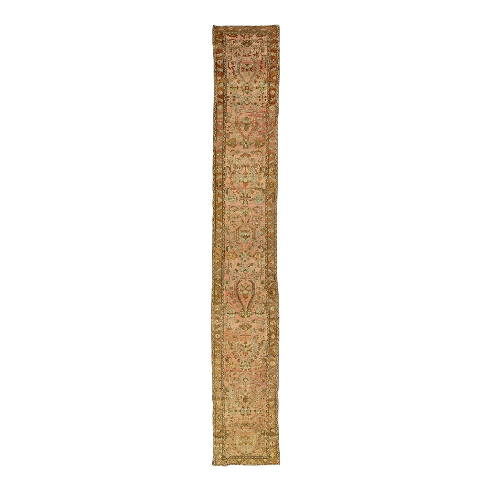 Antique Lilihan Handmade Wool Runner Peach Floral Design 2'7 x 16'8: Antique Lilihan Handmade Wool Runner Peach Floral Design 2'7 x 16'8 This exquisite antique Lilihan runner rug features a beautiful peach field, hand-knotted from high-quality wool. The rug showcases i