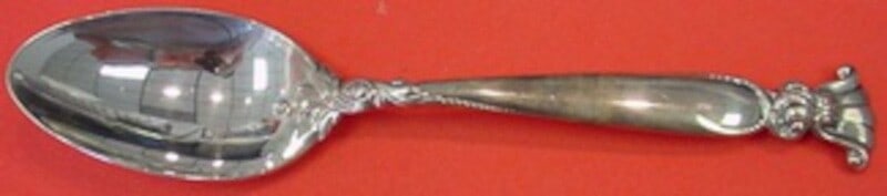 Wallace Romance of the Sea Sterling Silver Soup Spoon 6 3/4": Wallace Romance of the Sea Sterling Silver Soup Spoon 6 3/4" This exquisite serving piece is a 6 3/4" place soup spoon from the elegant "Romance of the Sea" pattern by Wallace. Crafted from high-quali