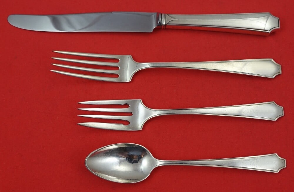 Whiting Jenny Lind Sterling Silver 4 Piece Place Setting: Whiting Jenny Lind Sterling Silver 4 Piece Place Setting This exquisite four-piece place setting from Whiting features the elegant Jenny Lind pattern, crafted from high-quality sterling silver. Dating