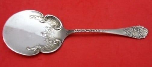 Shiebler Maintenon Sterling Silver Tomato Server 7.75 inches: Shiebler Maintenon Sterling Silver Tomato Server 7.75 inches Introducing the Maintenon Tomato Server by Shiebler, a stunning addition to your serving pieces collection. Crafted from high-quality sterl