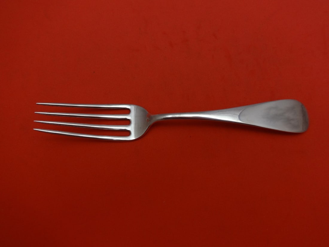 Shreve Sterling Silver Regular Fork Unknown Pattern 6 5/8 Inches: Shreve Sterling Silver Regular Fork Unknown Pattern 6 5/8 Inches This exquisite regular fork is crafted from sterling silver by the renowned maker Shreve. Measuring 6 5/8 inches, this piece is part of