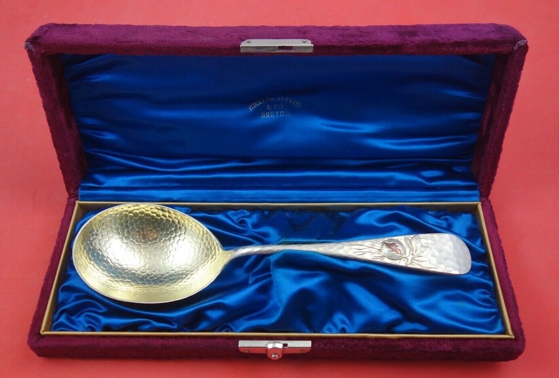 Frank M Whiting Hammered Sterling Silver Berry Spoon 8 1/4" Gold Wash Copper Accents: Frank M Whiting Hammered Sterling Silver Berry Spoon 8 1/4" Gold Wash Copper Accents This exquisite berry spoon, crafted by Frank M. Whiting, showcases a beautiful hammered and applied design, charact