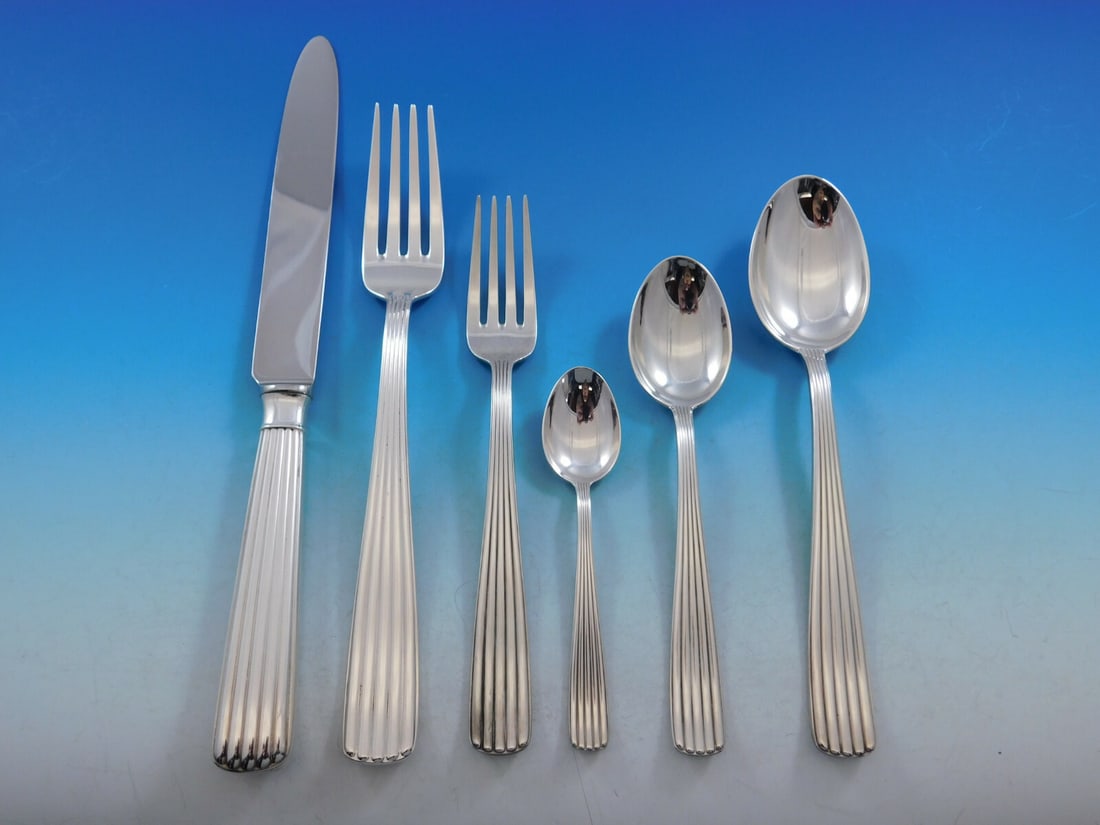 Fina America Sterling Silver Flatware Set for 6 40 Pieces Italy: Fina America Sterling Silver Flatware Set for 6 40 Pieces Italy Introducing the America by Fina Sterling Silver Flatware Set, a stunning collection designed for 6 people with a total of 40 pieces. Thi