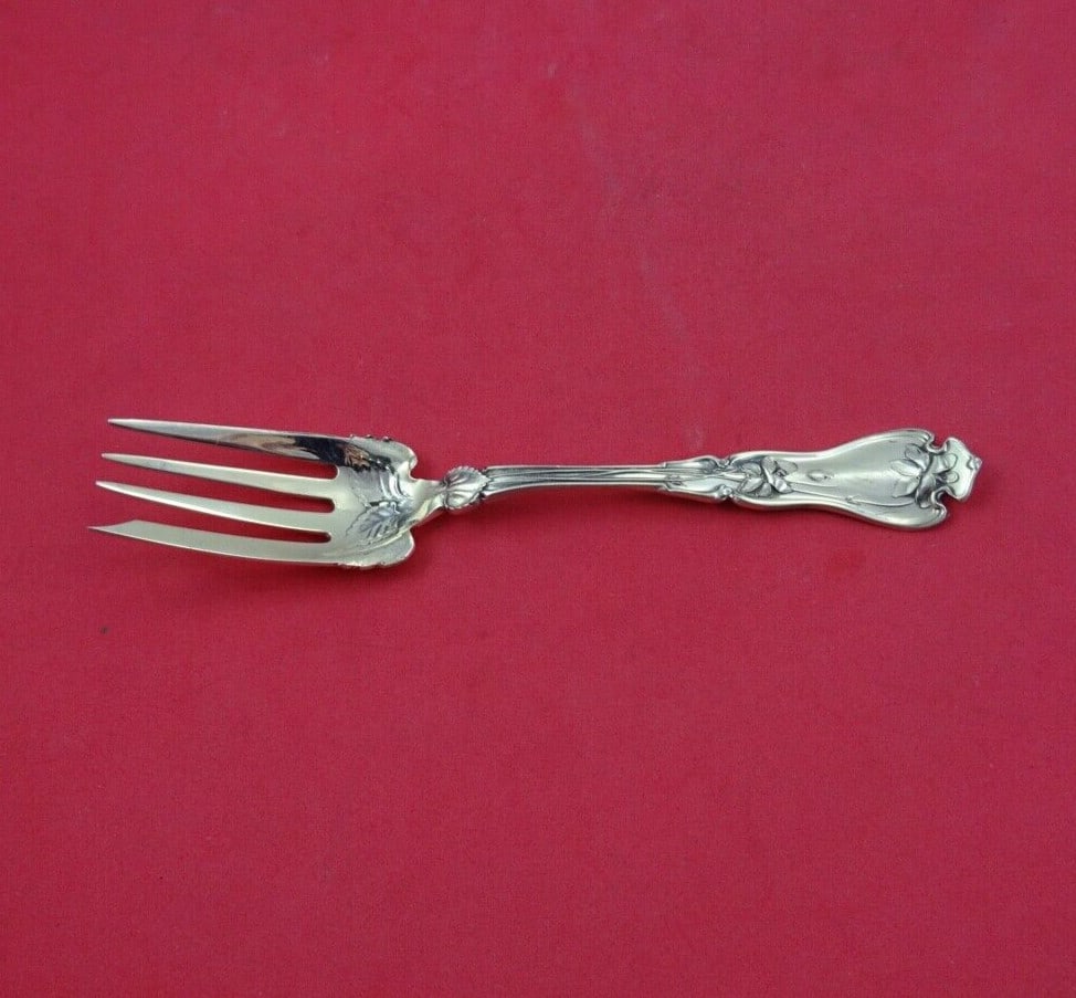 Whiting Violet Sterling Silver Salad Fork 4 Tine 6 Inch: Whiting Violet Sterling Silver Salad Fork 4 Tine 6 Inch This exquisite salad fork is crafted from sterling silver and features a beautiful design in the Violet pattern by Whiting Manufacturing Company