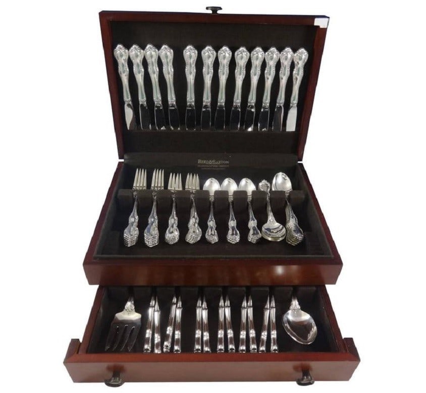 Towle Debussy Sterling Silver Flatware Set for 12 75 Pieces with Storage Chest: Towle Debussy Sterling Silver Flatware Set for 12 75 Pieces with Storage Chest Enhance your dining experience with this exquisite Debussy Sterling Silver Flatware Set by Towle. This stunning collectio