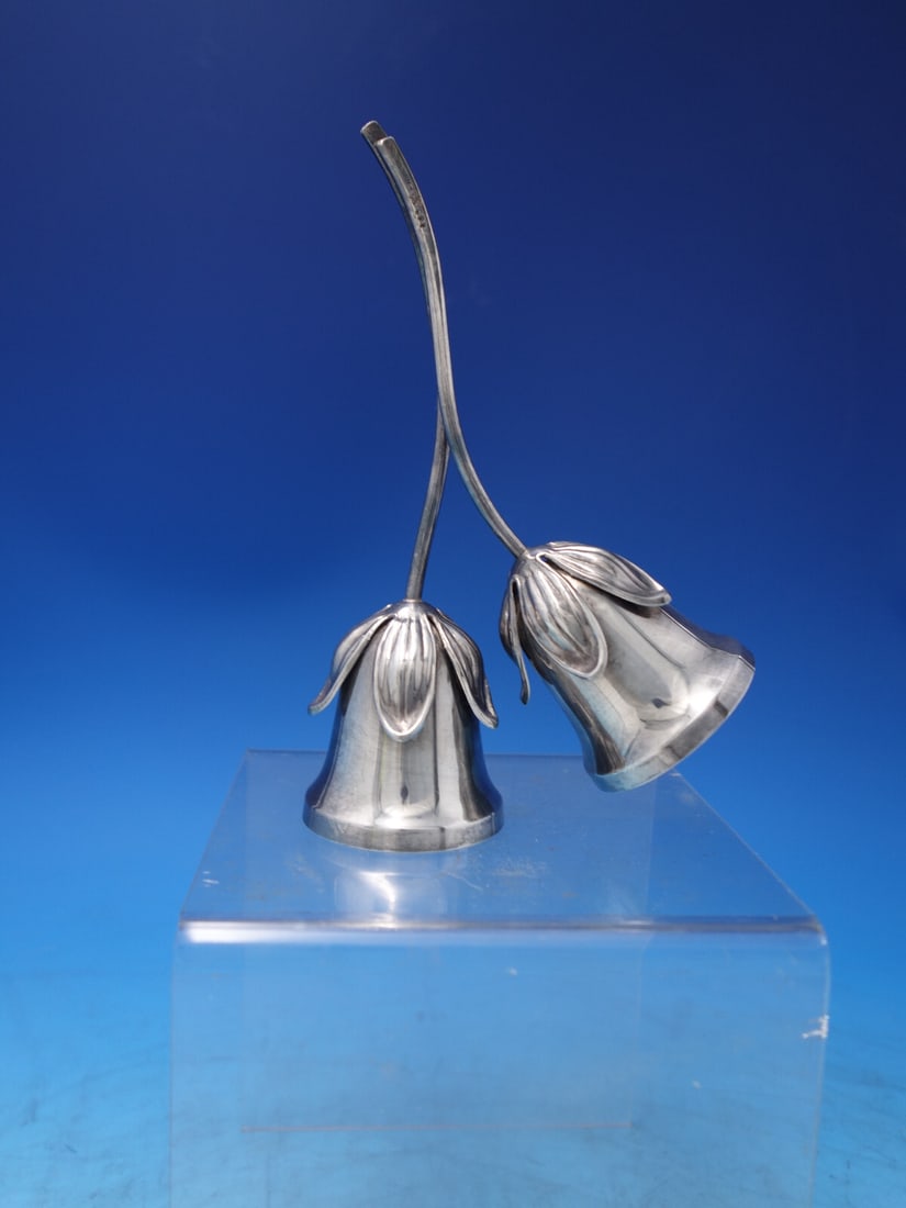 Hans Jensen Danish Sterling Silver Double Dinner Bell Mid-Century Modern: Hans Jensen Danish Sterling Silver Double Dinner Bell Mid-Century Modern This exquisite Danish Sterling Silver double dinner bell by Hans Jensen showcases a modernist design featuring elegant leaves a