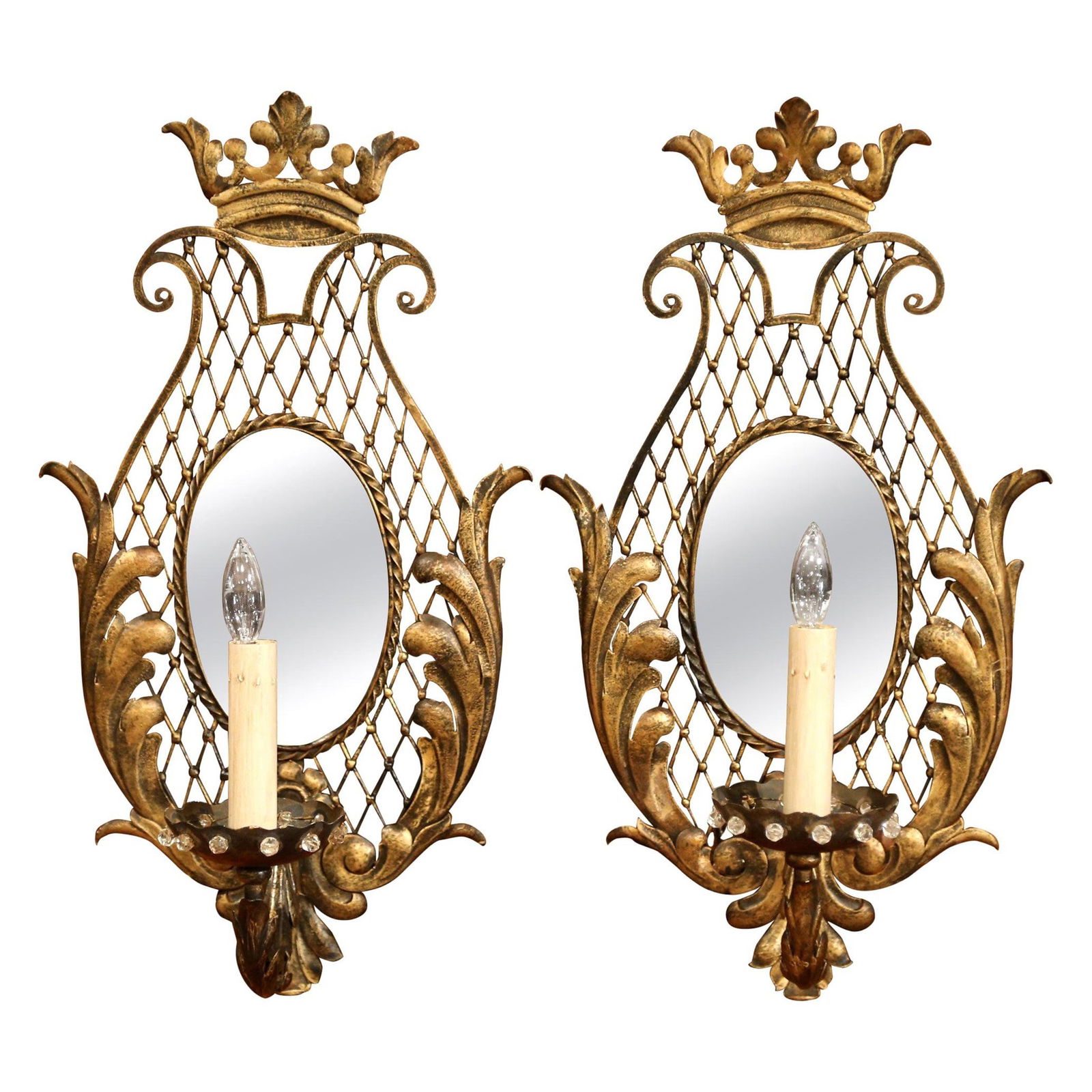 Elegant Louis XV Style French Wall Sconces Set of 2 Crystal Iron circa 1920: Elegant Louis XV Style French Wall Sconces Set of 2 Crystal Iron circa 1920 Enhance your decor with this exquisite pair of early 20th century French wall sconces, crafted circa 1920. Designed in the e