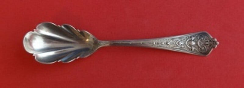 Gorham Lady Washington Sterling Silver Sugar Spoon Shell Bowl 5 7/8": Gorham Lady Washington Sterling Silver Sugar Spoon Shell Bowl 5 7/8" Introducing the Lady Washington sugar spoon by Gorham, a stunning example of fine craftsmanship crafted from sterling silver. This