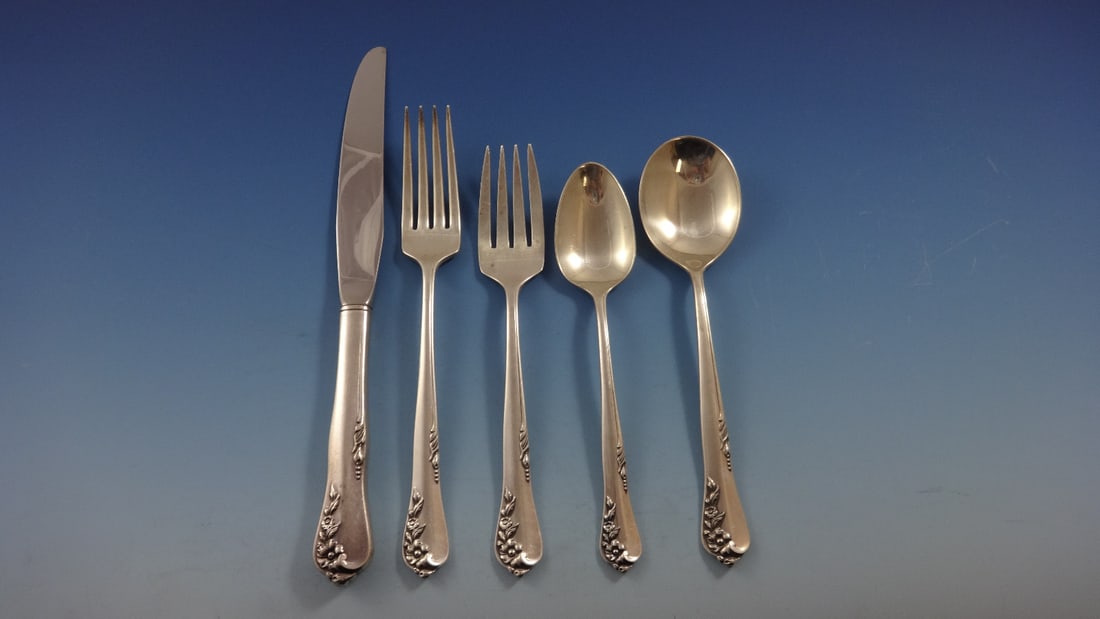 Engagement Oneida Sterling Silver Flatware Set 64 Pieces with Storage Chest: Engagement Oneida Sterling Silver Flatware Set 64 Pieces with Storage Chest Elevate your dining experience with the Engagement by Oneida Sterling Silver Flatware Set, a complete service for 12 featuri