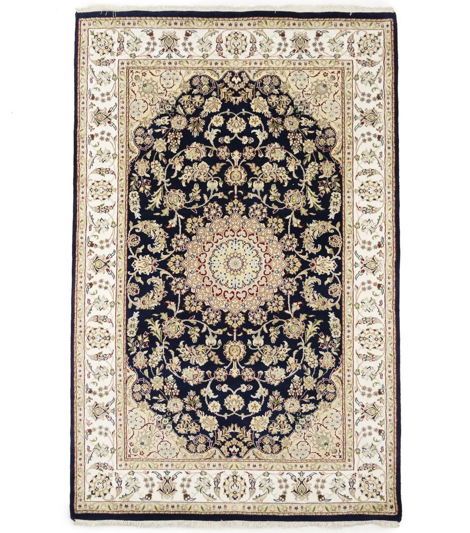 Indo-Nain Black Floral Medallion Rug Wool Silk Hand-Knotted 5'3 x 8'1: Indo-Nain Black Floral Medallion Rug Wool Silk Hand-Knotted 5'3 x 8'1 Enhance your living space with this Indo-Nain Black Oriental Rug featuring a stunning floral medallion design. Measuring 5'3" x 8'