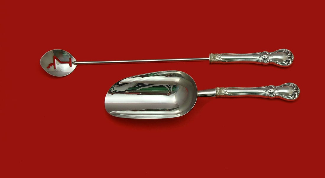 Towle Old Master Sterling Silver Bar Set 2pc Custom Made Martini Spoon Ice Scoop: Towle Old Master Sterling Silver Bar Set 2pc Custom Made Martini Spoon Ice Scoop Elevate your entertaining with this exquisite Old Master Bar Set by Towle, featuring two meticulously crafted pieces. M