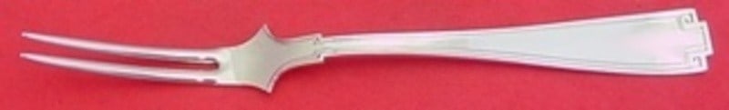 Gorham Etruscan Sterling Silver Custom Spinach Fork 7 Inch: Gorham Etruscan Sterling Silver Custom Spinach Fork 7 Inch This exquisite serving fork is a custom-made piece from Gorham's Etruscan pattern, crafted from high-quality sterling silver. Measuring 7 inc