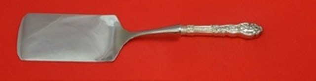 Gorham Versailles Sterling Silver Custom Lasagna Server 11 Inch: Gorham Versailles Sterling Silver Custom Lasagna Server 11 Inch Indulge in the elegance of dining with this exquisite 11" lasagna server from the prestigious Versailles pattern by Gorham. Crafted from