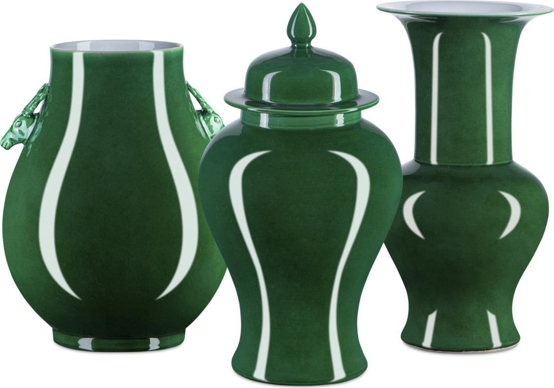 Currey Imperial Green Porcelain Deer Ears Vase 13.75H: Currey Imperial Green Porcelain Deer Ears Vase 13.75H This exquisite Imperial Green Deer Ears Vase is a stunning piece designed for elite interiors. Crafted from high-quality porcelain, this vase show