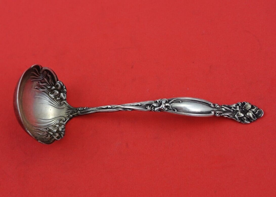 International Sterling Silver Frontenac Mayonnaise Ladle Small Handle 5": International Sterling Silver Frontenac Mayonnaise Ladle Small Handle 5" This exquisite mayonnaise ladle features a small handle and is crafted from sterling silver in the elegant Frontenac pattern by