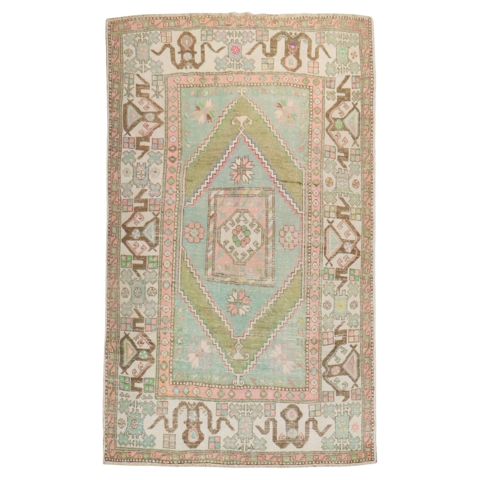 Zabihi Collection Vintage Turkish Anatolian Rug Pastel Hand-Knotted Wool 20th Century: Zabihi Collection Vintage Turkish Anatolian Rug Pastel Hand-Knotted Wool 20th Century Explore the charm of this unique vintage Turkish Anatolian rug, featuring a captivating blend of pastel tones incl