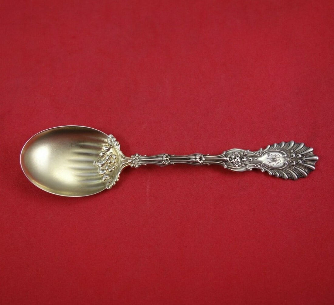 Whiting Sterling Silver Radiant Ice Cream Spoon Gold Washed Floral 5 1/8": Whiting Sterling Silver Radiant Ice Cream Spoon Gold Washed Floral 5 1/8" This stunning ice cream spoon from the Radiant pattern by Whiting is a beautiful addition to any table setting. Crafted from h