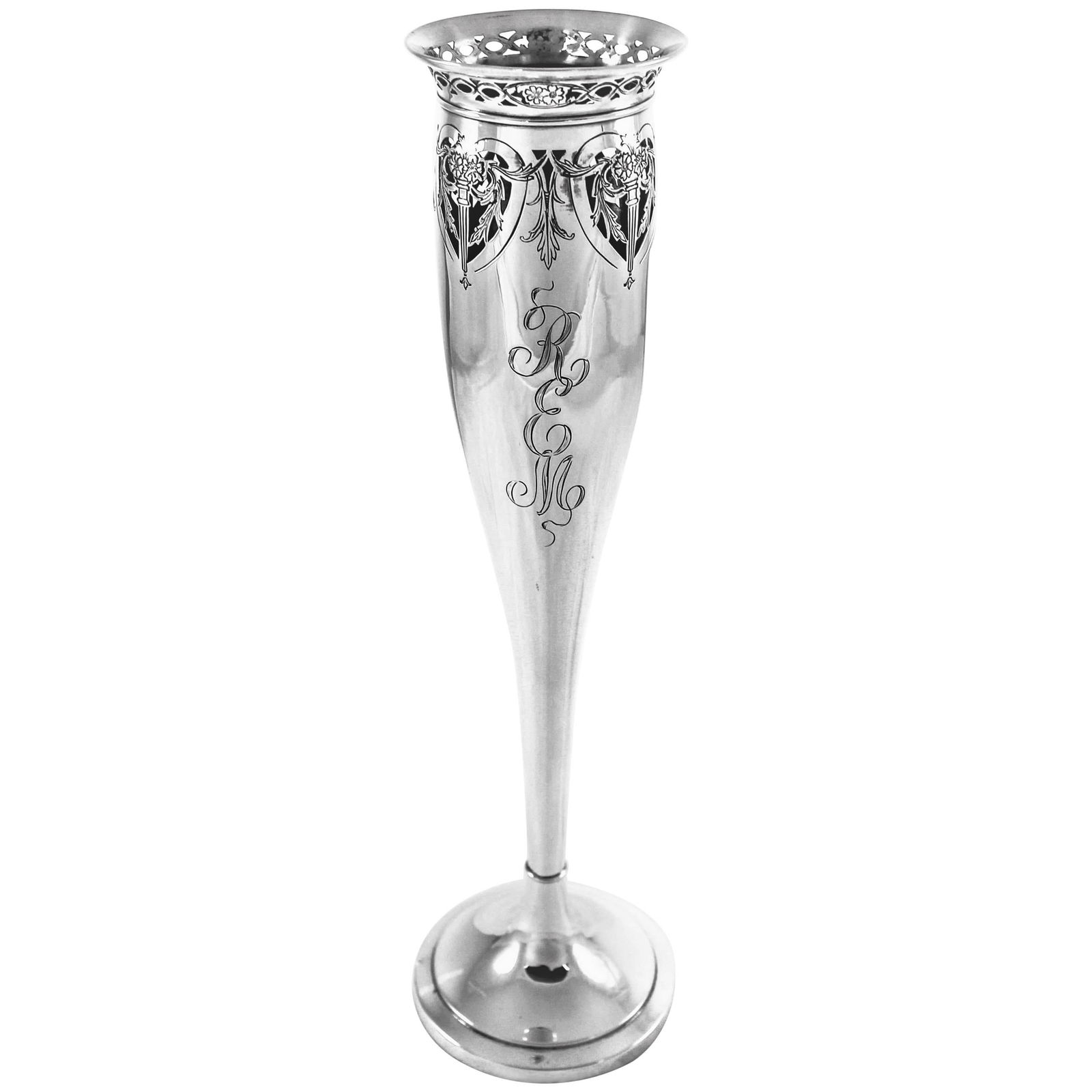 International Silver Sterling Bud Vase 11in Engraved Monogram 1948: International Silver Sterling Bud Vase 11in Engraved Monogram 1948 This stunning Sterling Bud Vase features a graceful feminine silhouette with a tapered bottom, perfect for adding a touch of elegance