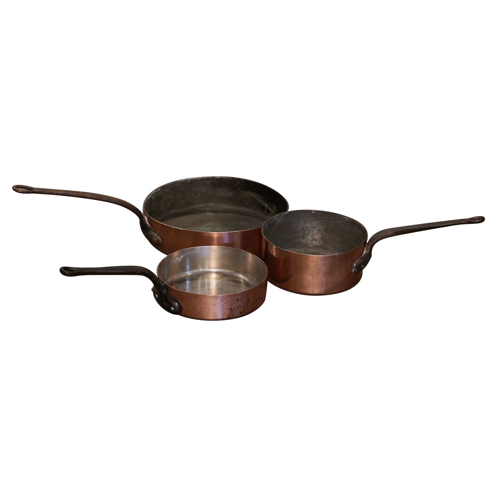 19th Century French Copper Wrought Iron Cooking Pans Set of 3: 19th Century French Copper Wrought Iron Cooking Pans Set of 3 This exquisite set of three 19th Century French cooking pans showcases the beauty and craftsmanship of the era. Crafted in France circa 18