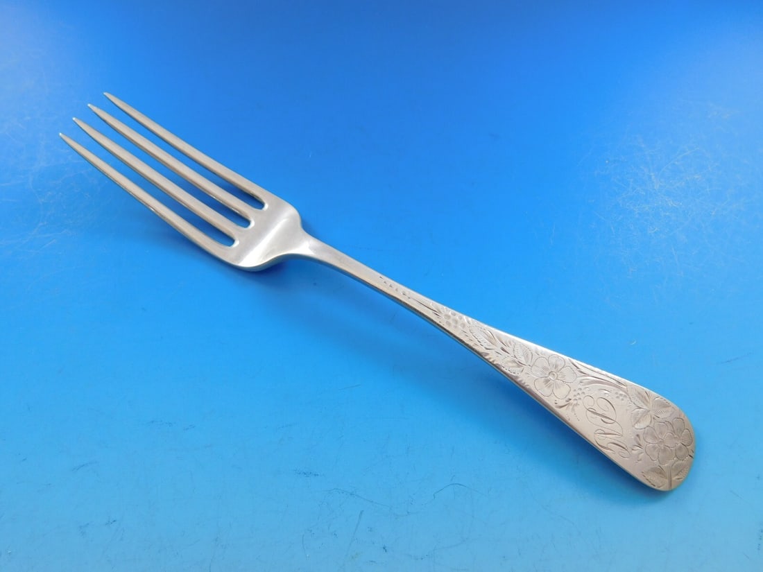 Bailey Banks and Biddle Brite-Cut Sterling Silver Fork 7 Inch: Bailey Banks and Biddle Brite-Cut Sterling Silver Fork 7 Inch This exquisite 7" regular fork is crafted from high-quality sterling silver and features the elegant Brite-Cut pattern by Bailey Banks and