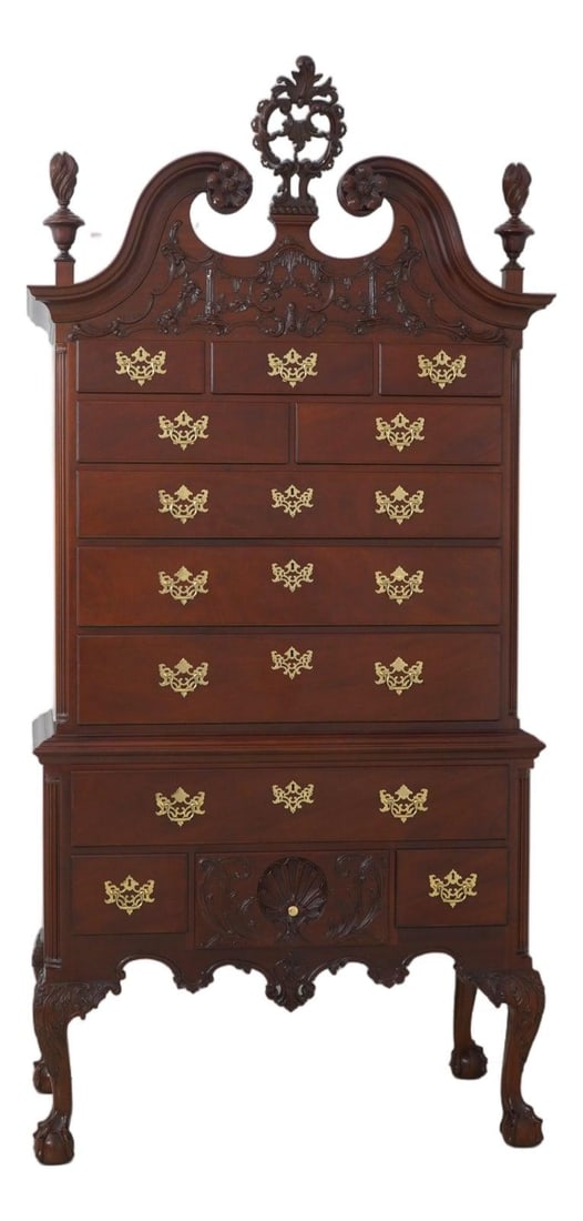 Kindel Van Pelt Mahogany Highboy Winterthur Collection Chippendale Style: Kindel Van Pelt Mahogany Highboy Winterthur Collection Chippendale Style This impressive Kindel Van Pelt Highboy is part of the prestigious Winterthur Collection and boasts fine craftsmanship with its