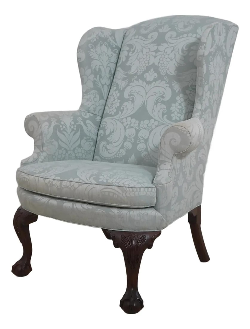 Stickley Chippendale WA-2013 Mahogany Wing Chair: Stickley Chippendale WA-2013 Mahogany Wing Chair Experience the timeless elegance of this Stickley Colonial Williamsburg WA-2013 Chippendale Wing Chair, crafted around 2011. This chair features solid