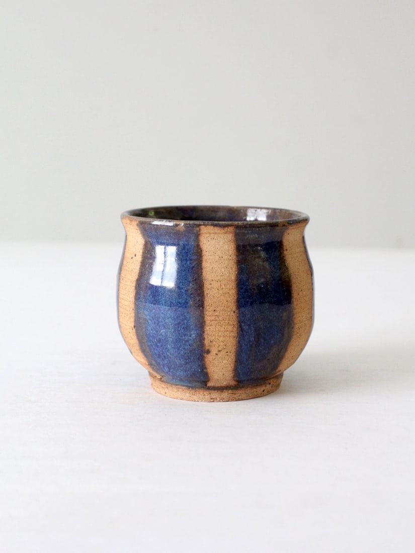 Handmade Vintage Studio Pottery Vase Beige Blue Striped Glaze Signed: Handmade Vintage Studio Pottery Vase Beige Blue Striped Glaze Signed This vintage studio pottery vase showcases a unique handmade design by the artist, featuring a beautiful beige and blue striped gla