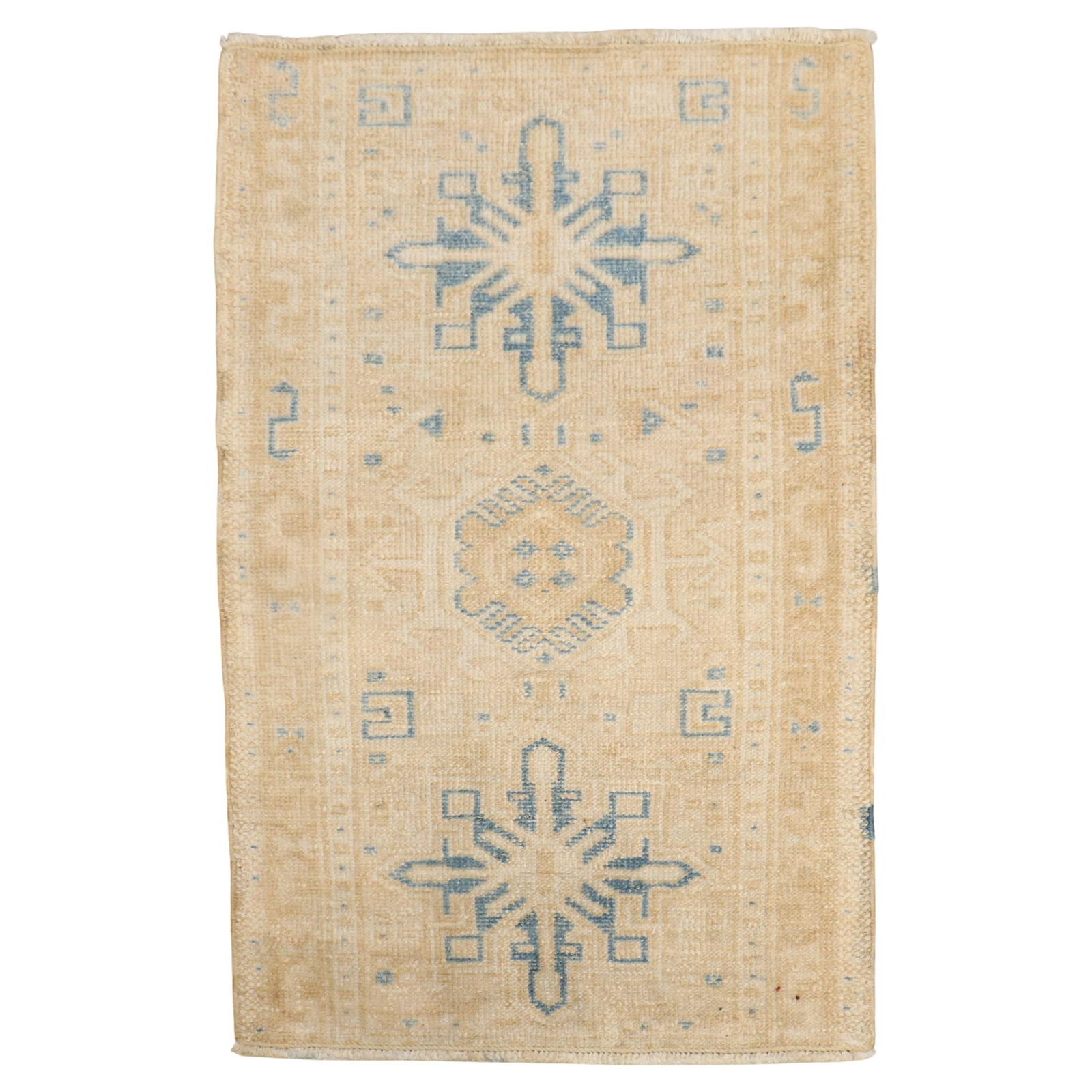 Antique Persian Heriz Mini Rug 1'10 x 2'9 Wool Hand-Woven: Antique Persian Heriz Mini Rug 1'10 x 2'9 Wool Hand-Woven Explore the exquisite craftsmanship of this Antique Persian Heriz Mini Rug, a striking piece that embodies the rich history of Persian textile