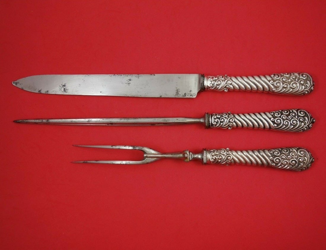 Gorham Number 75 Sterling Silver 3-Piece Roast Carving Set: Gorham Number 75 Sterling Silver 3-Piece Roast Carving Set Elevate your dining experience with this exquisite 3-piece Roast Carving Set from Gorham, featuring the classic Number 75 pattern. Crafted fr