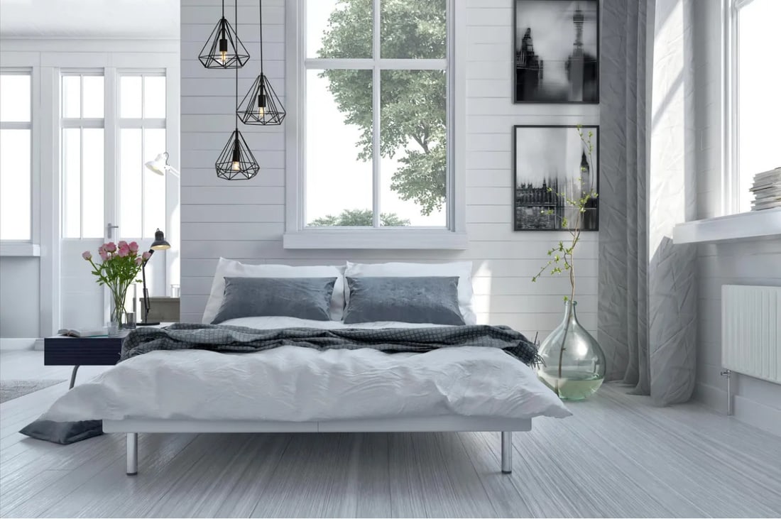 Jago 3-Light Black Diamond Iron Pendant Chandelier Adjustable Height: Jago 3-Light Black Diamond Iron Pendant Chandelier Adjustable Height Illuminate your space with this stunning Black Diamond Iron Pendant Chandelier. This modern light fixture features a sleek black fi