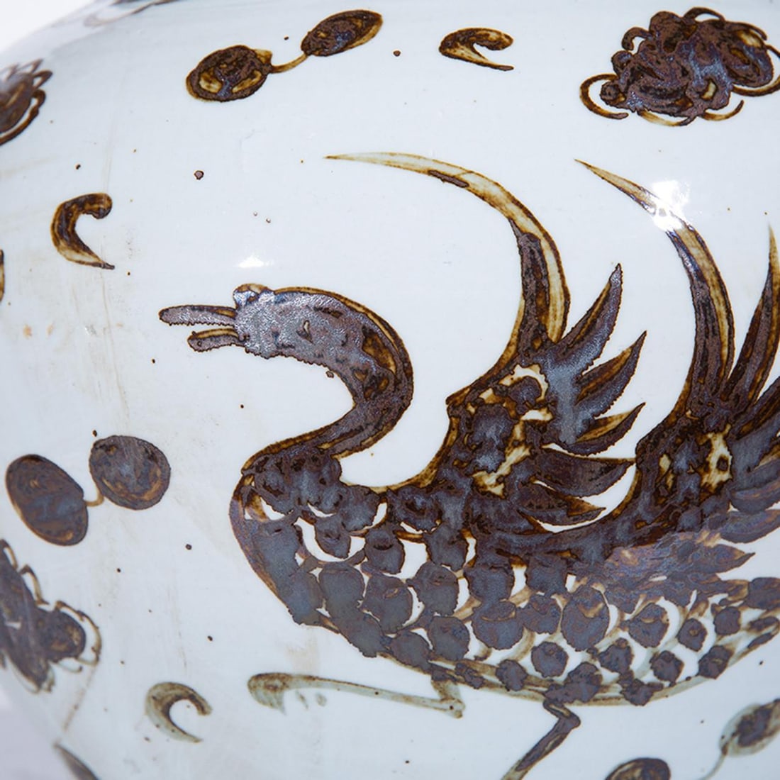 Asian Antique Style Handcrafted Crane Ceramic Jar 12 x 13 x 13: Asian Antique Style Handcrafted Crane Ceramic Jar 12 x 13 x 13 This exquisite handcrafted ceramic jar showcases a lovely Asian antique style featuring a graceful crane design. Perfect for decorative p