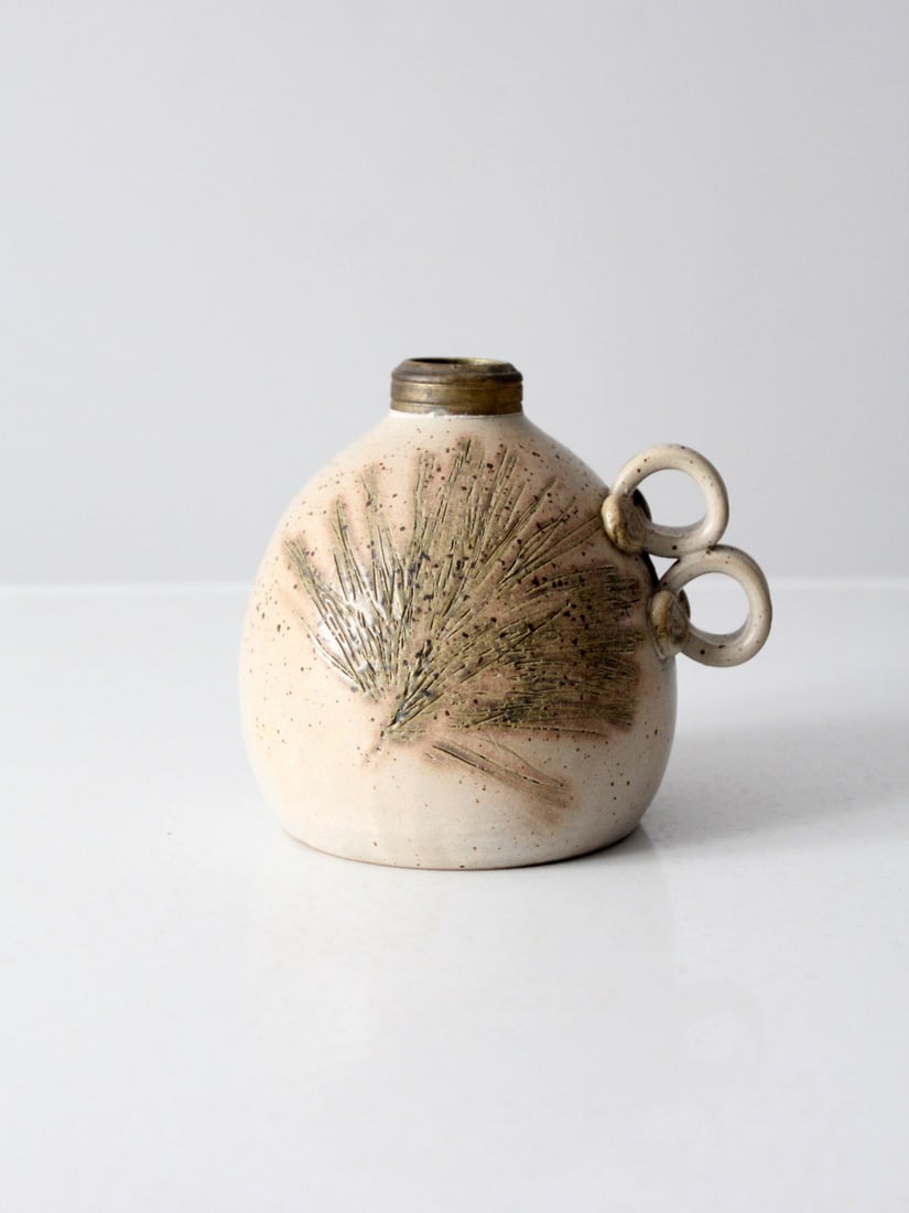 1994 Wizard of Clay Pottery Jug with Leaf Design (1 of 12)